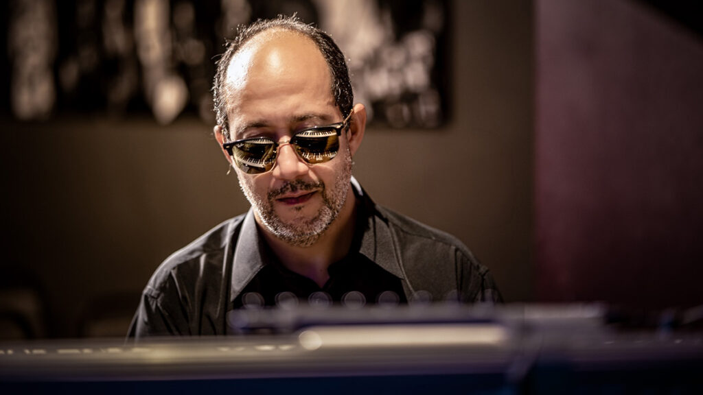 Marcos Crego Trio – Late Night, No Cover